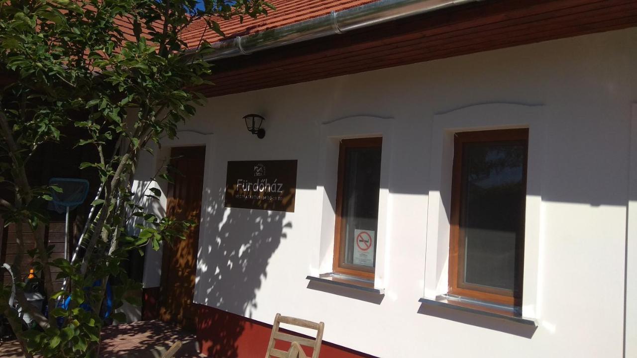 Nadas Panzio Tiszafured Exterior photo